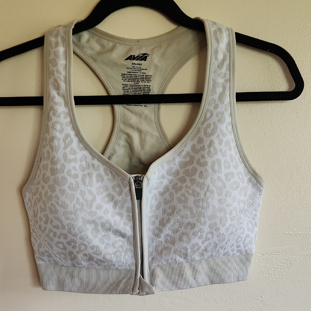 Avia Women's Light Gray and White,  Leopard Print Sports Bra, Size XXL, 2XG